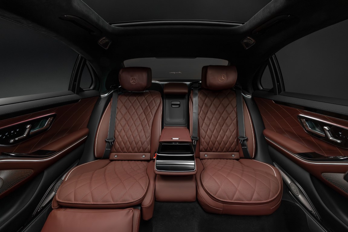 First Class Sedan 2